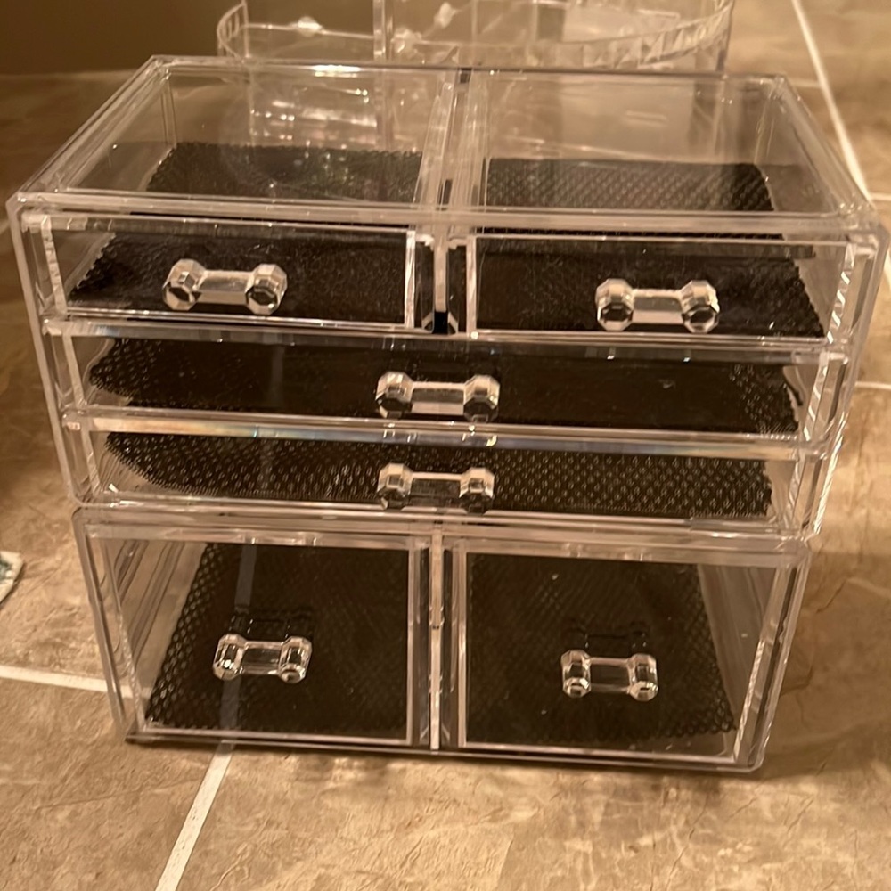 make up organizer
